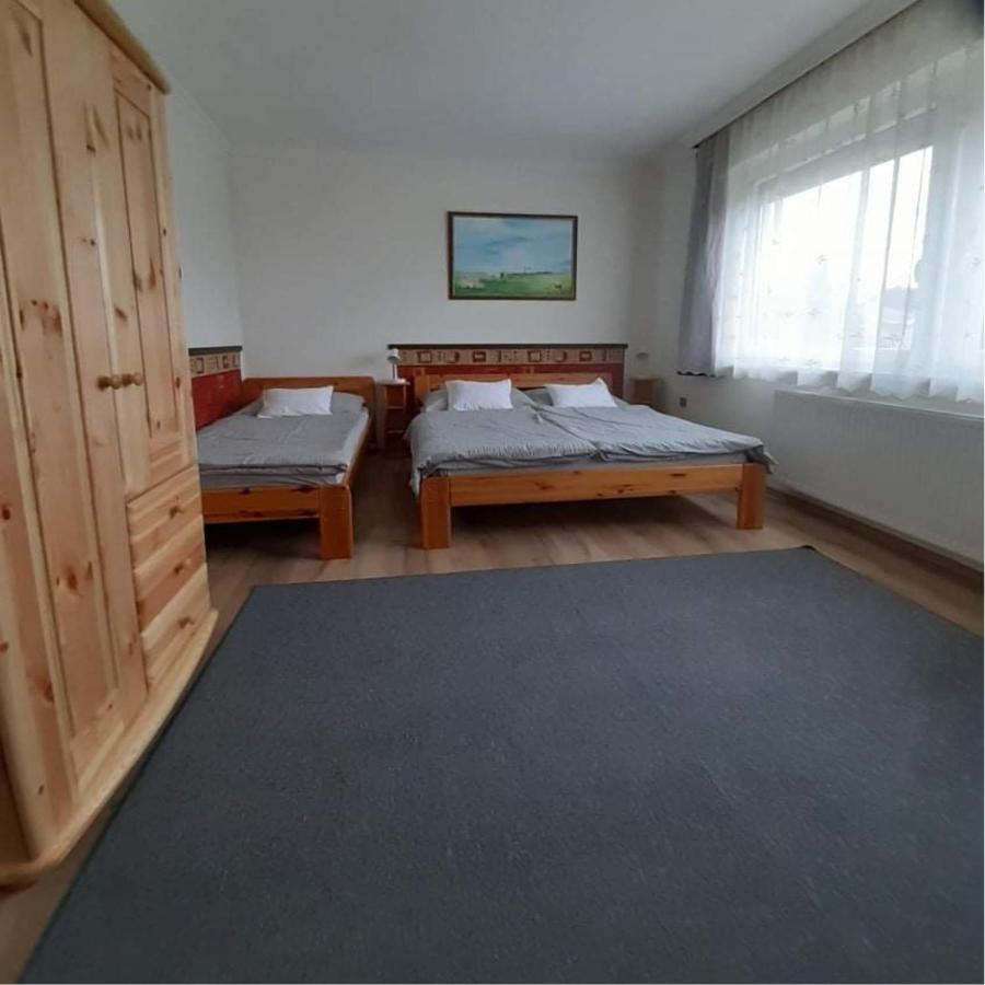 Pegazus Vendeghaz Hotel Hajdúszoboszló Eksteriør billede