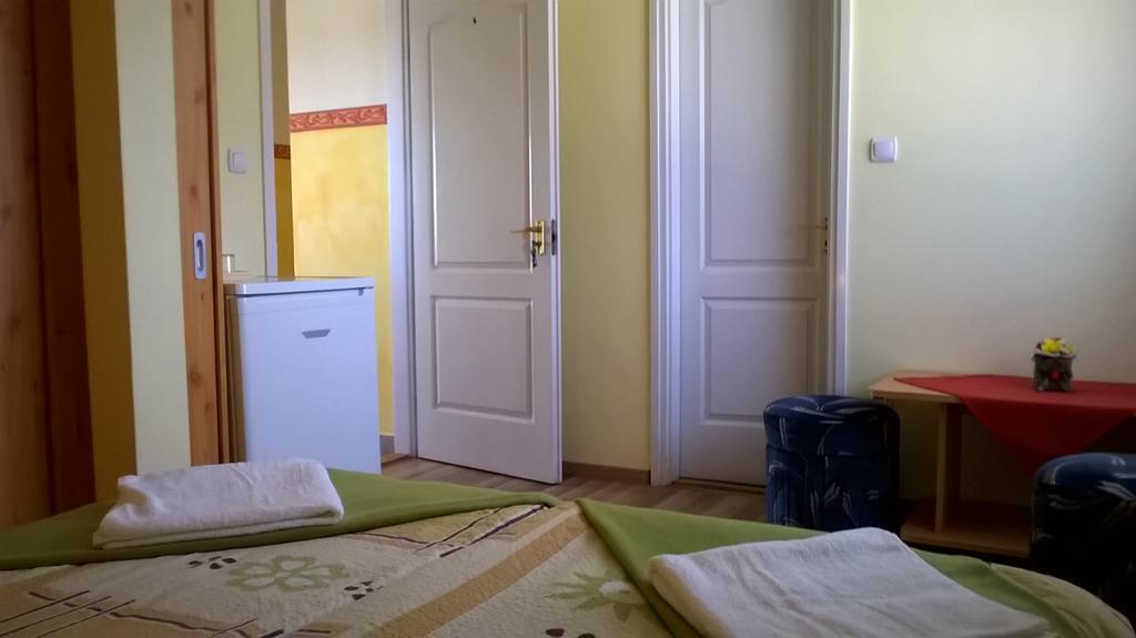 Pegazus Vendeghaz Hotel Hajdúszoboszló Eksteriør billede